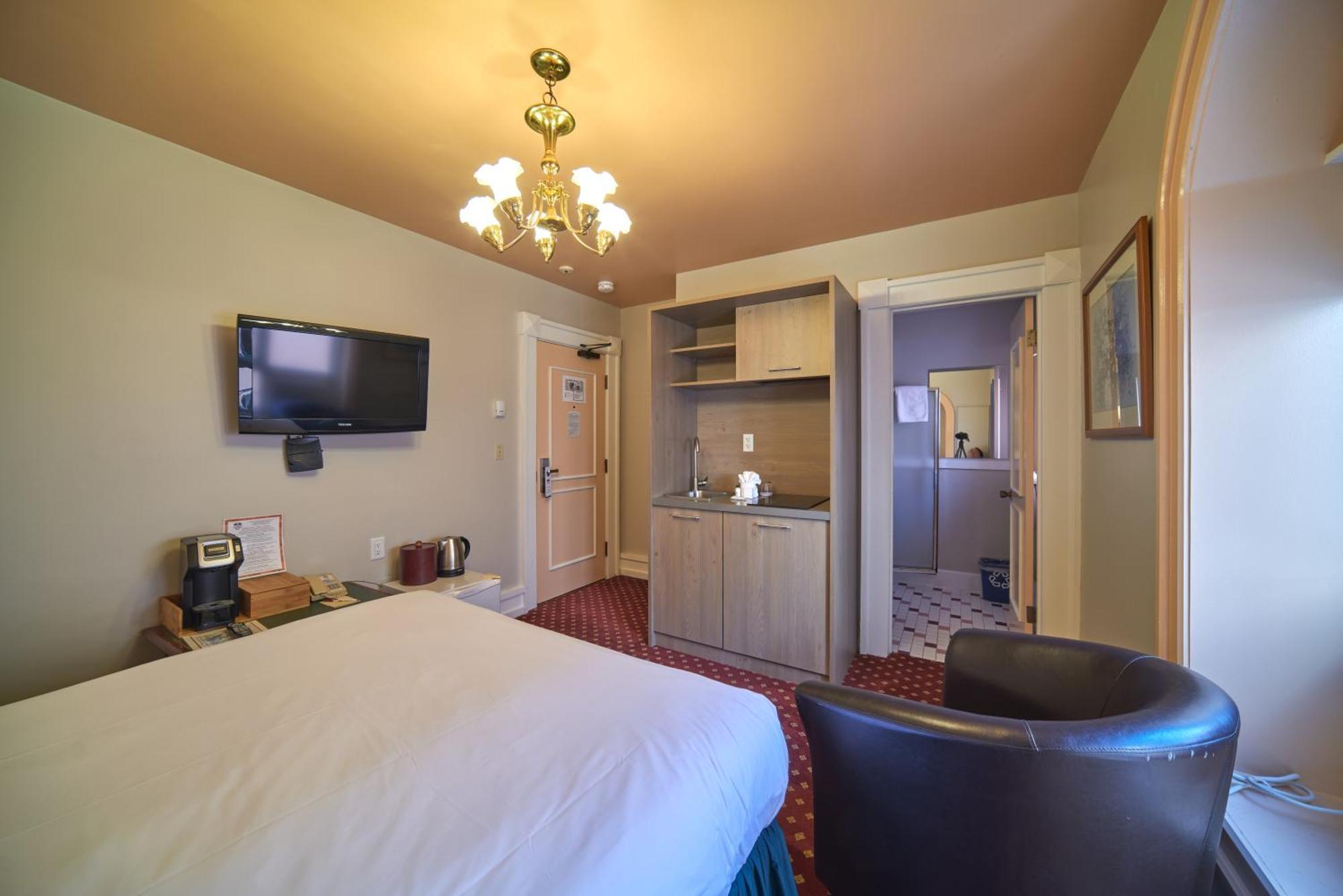 The Bedford Regency Hotel Victoria Extérieur photo